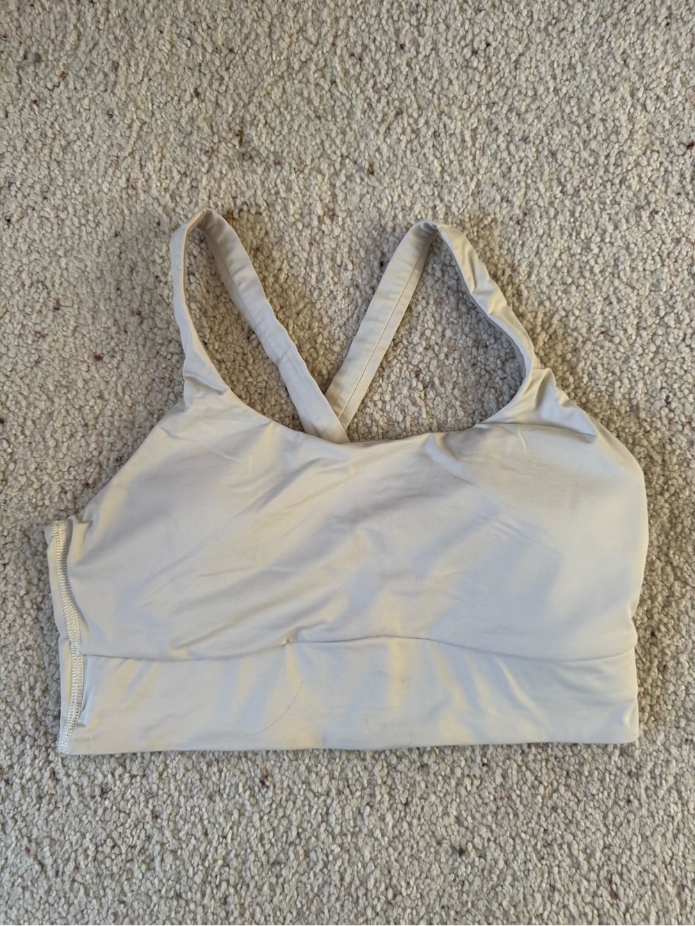 Lululemon sports bra size M